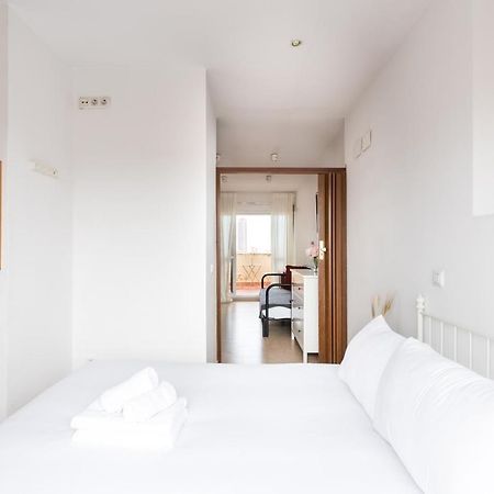 Holi-Rent Apartamento Resitur 塞维利亚 外观 照片
