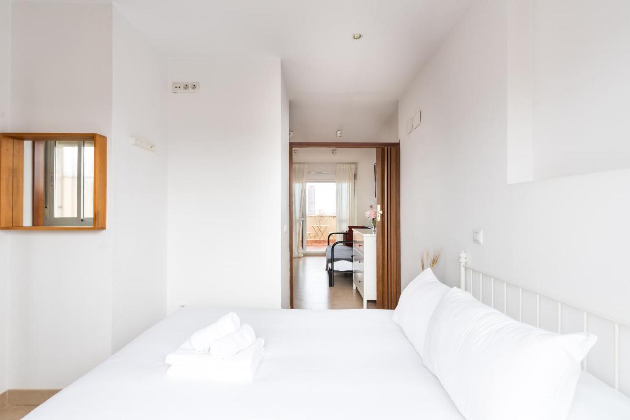 Holi-Rent Apartamento Resitur 塞维利亚 外观 照片