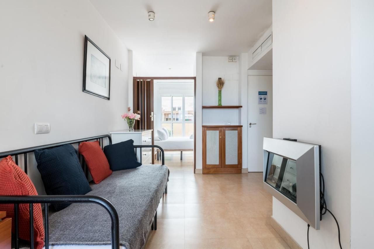 Holi-Rent Apartamento Resitur 塞维利亚 外观 照片