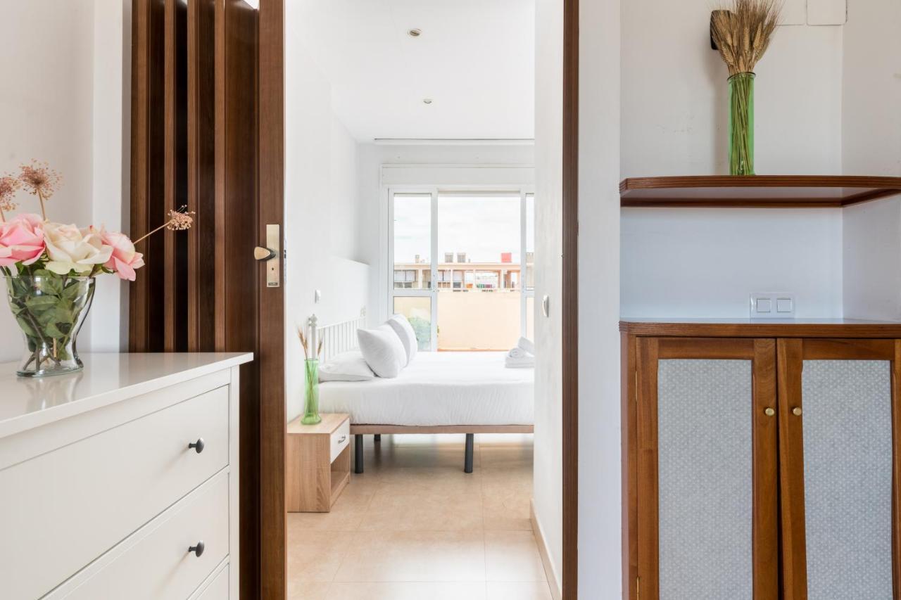 Holi-Rent Apartamento Resitur 塞维利亚 外观 照片